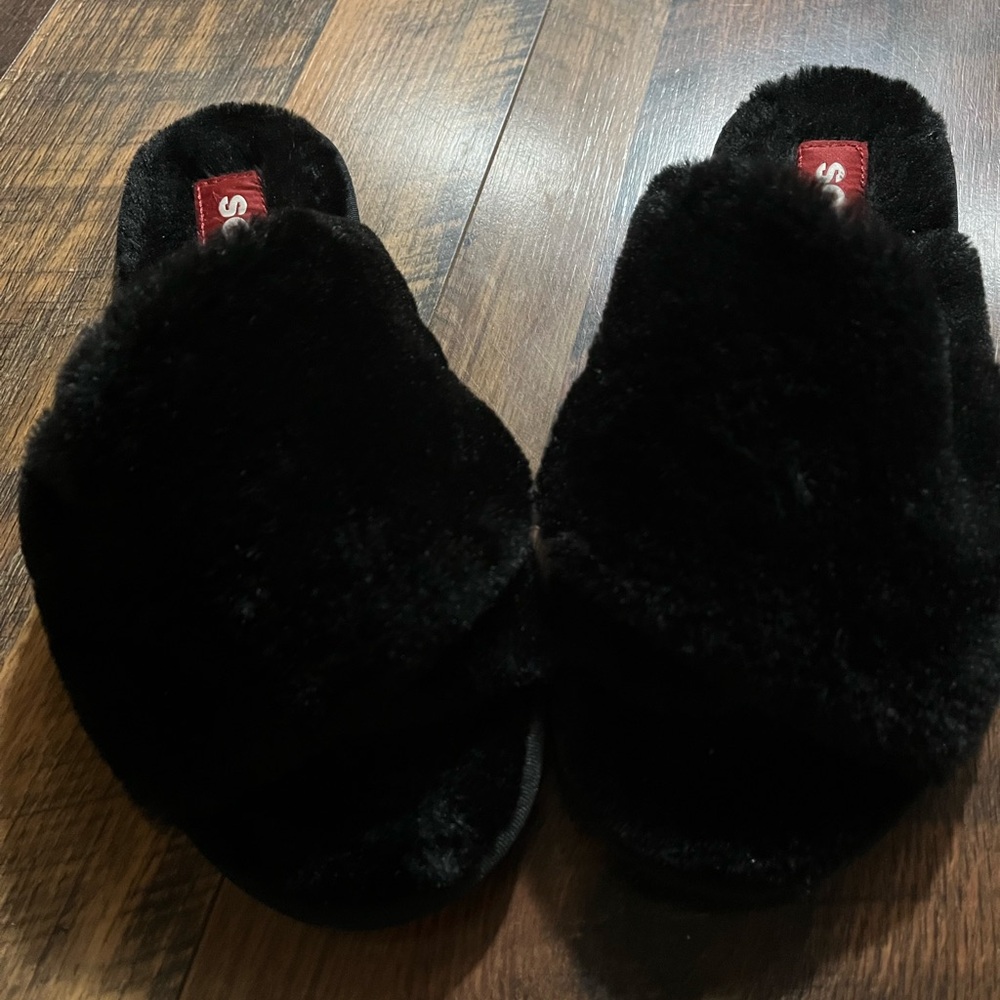 Sorel Plush Black Slippers